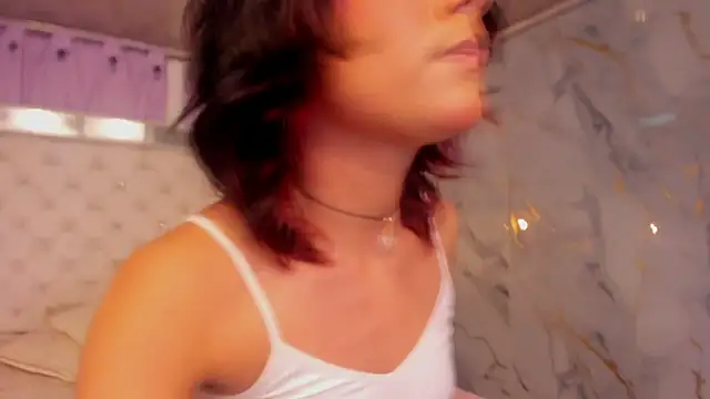 Snapshot of Skyler-rouse chatting on 06/25/26, 07:29 Skyler-rouse online show from 06/25/26, 07:29