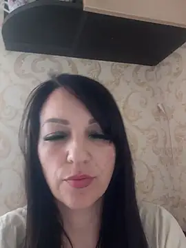 MalvikaLov online show from 05/04/26, 03:30