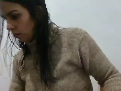 Snapshot of pamelaamorette chatting on 05/20/26, 08:37 pamelaamorette online show from 05/20/26, 08:37