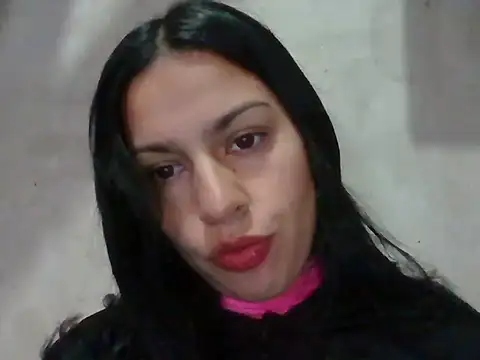 Snapshot of pamelaamorette chatting on 05/24/26, 05:29 pamelaamorette online show from 05/24/26, 05:29