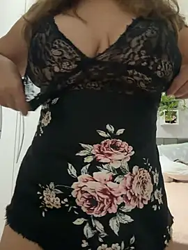 Snapshot of Mariiii_morena chatting on 07/12/26, 09:22 Mariiii morena online show from 07/12/26, 09:22