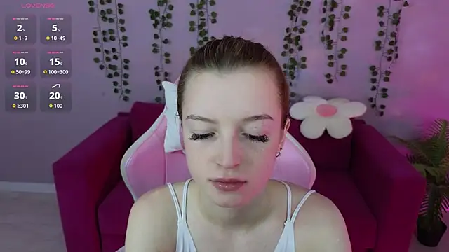 Snapshot of Eva_Th0mpson chatting on 06/22/26, 01:07 Eva Th0mpson online show from 06/22/26, 01:07