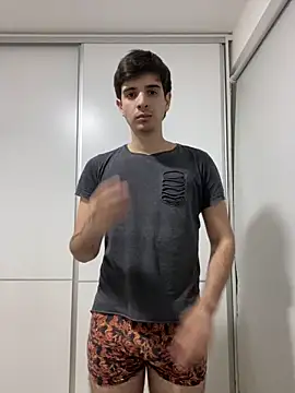Tumatias online show from 05/19/26, 05:14
