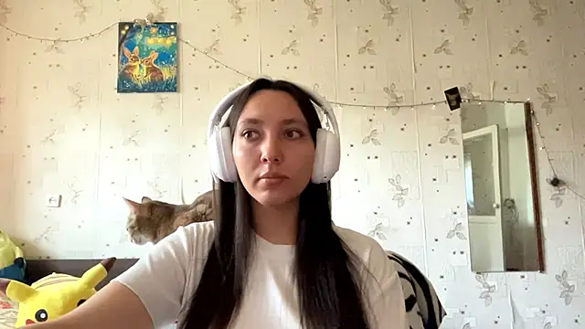 SheeringGape online show from 05/19/26, 01:33