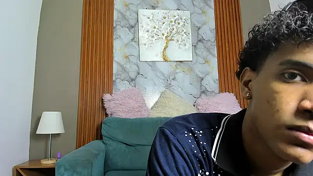 GOLDEN 2026 online show from 05/10/26, 07:19