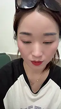 Snapshot of JJ8521 chatting on 07/30/26, 04:00 JJ8521 online show from 07/30/26, 04:00
