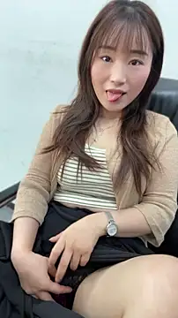 Snapshot of JJ8521 chatting on 08/01/26, 06:45 JJ8521 online show from 08/01/26, 06:45