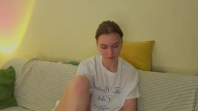 JolieDerringer online show from 06/03/26, 07:33