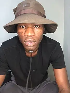 Snapshot of thandolezwe1 chatting on 06/19/26, 12:09 thandolezwe1 online show from 06/19/26, 12:09