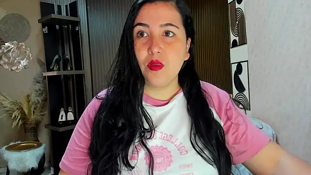 BBWLuxuryMuse online show from 05/18/26, 11:16