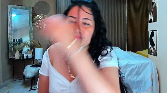 BBWLuxuryMuse online show from 06/06/26, 11:48