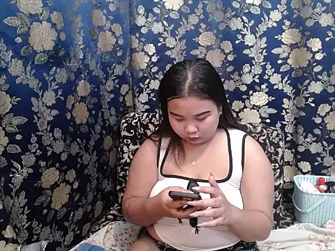 hotchickgirl online show from 07/05/26, 07:37