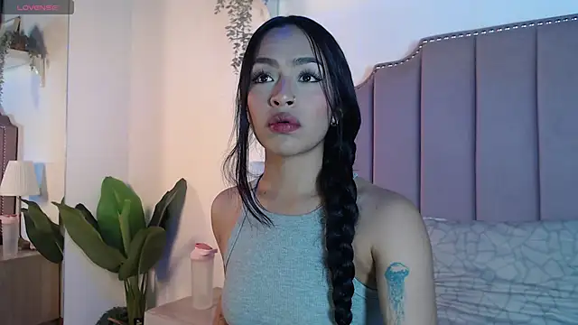 Snapshot of Littlejade_dh chatting on 05/22/26, 11:49 Littlejade dh online show from 05/22/26, 11:49