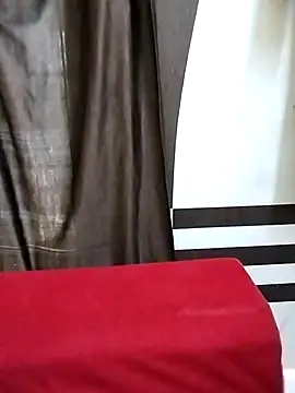 Snapshot of Roji_bha chatting on 08/04/26, 04:15 Roji bha online show from 08/04/26, 04:15