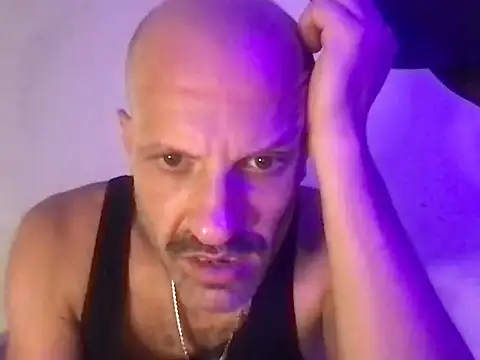 french solo X online show from 06/03/26, 06:05