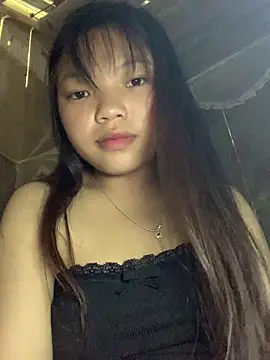 Cham-py online show from 05/18/26, 04:07