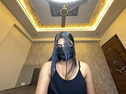 Snapshot of Miss_Heer chatting on 05/16/26, 06:17 Miss Heer online show from 05/16/26, 06:17