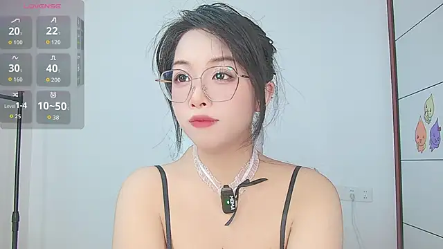 xiaoyu5 online show from 05/06/26, 12:10