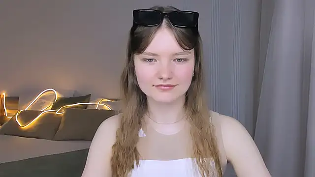 Snapshot of LookEva chatting on 05/24/26, 03:22 LookEva online show from 05/24/26, 03:22