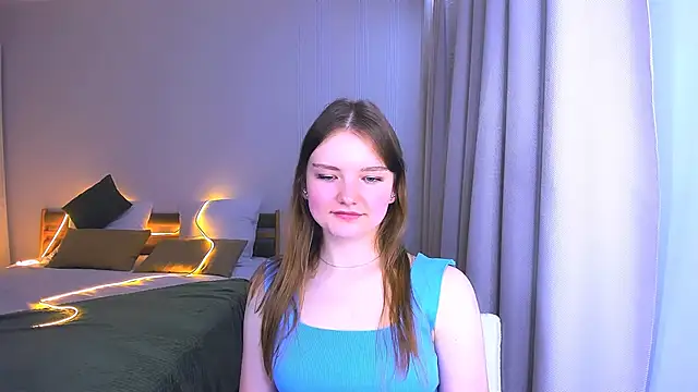 Snapshot of LookEva chatting on 06/18/26, 09:14 LookEva online show from 06/18/26, 09:14