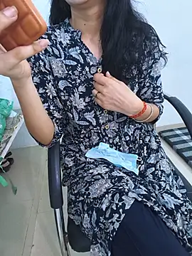 zoya baby  online show from 06/22/26, 06:54