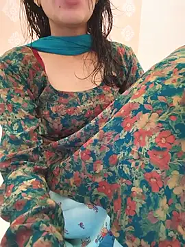 zoya baby  online show from 07/28/26, 04:30