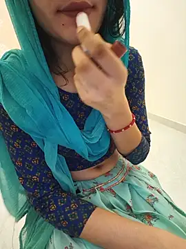 zoya baby  online show from 07/28/26, 04:50