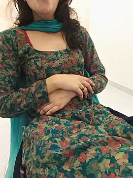 zoya baby  online show from 08/02/26, 04:44