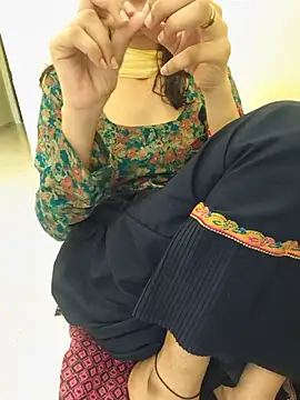 zoya baby  online show from 08/04/26, 05:43