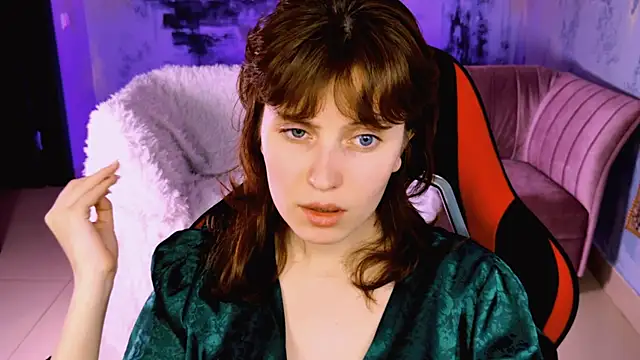 Snapshot of LolaDominara chatting on 05/15/26, 02:46 LolaDominara online show from 05/15/26, 02:46