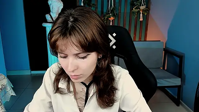 Snapshot of LolaDominara chatting on 06/07/26, 06:17 LolaDominara online show from 06/07/26, 06:17