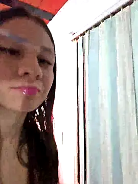 Dahlia 1 online show from 05/13/26, 02:20