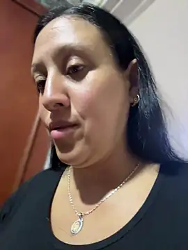 Snapshot of Cloe-Fire chatting on 06/13/26, 11:08 Cloe-Fire online show from 06/13/26, 11:08
