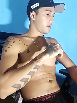 jeaxreyex23 online show from 05/08/26, 03:01
