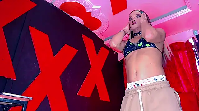 Mia Colucci25 online show from 07/29/26, 12:25