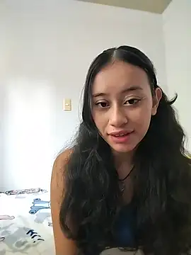 L0lita Emi12 online show from 05/23/26, 12:31