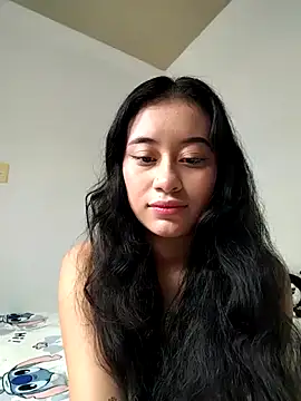 L0lita Emi12 online show from 06/13/26, 01:42