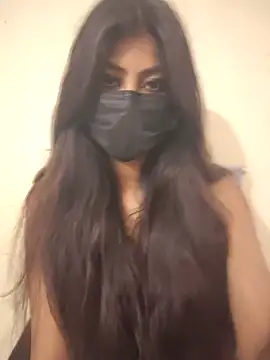 Snapshot of RAGNI-Love chatting on 05/18/26, 06:52 RAGNI-Love online show from 05/18/26, 06:52