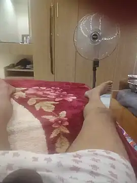 Snapshot of santhoshkannadaboy chatting on 07/18/26, 04:33 santhoshkannadaboy online show from 07/18/26, 04:33