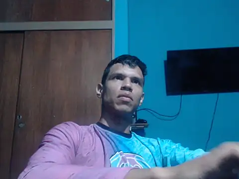 Snapshot of endersontk chatting on 05/13/26, 12:52 endersontk online show from 05/13/26, 12:52