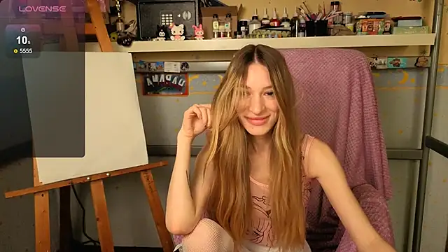 MiaMooonn online show from 05/11/26, 09:48