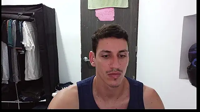 Snapshot of RaulRico chatting on 06/01/26, 01:07 RaulRico online show from 06/01/26, 01:07