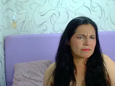 JenniferLondonx online show from 05/15/26, 09:44