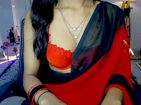 Snapshot of Annu_07 chatting on 07/10/26, 04:17 Annu 07 online show from 07/10/26, 04:17