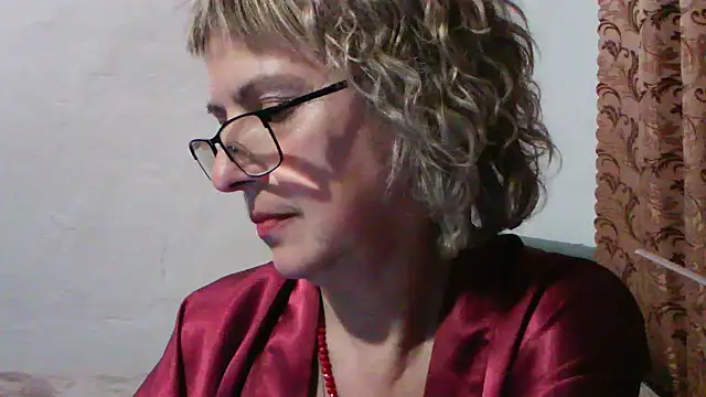 ElizabethGorden online show from 06/20/26, 07:16