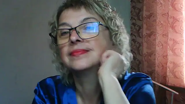 ElizabethGorden online show from 06/23/26, 05:49