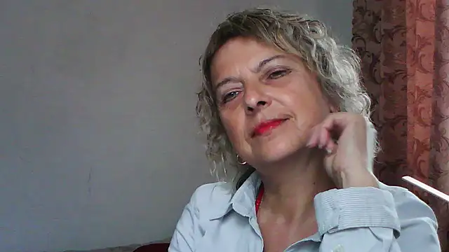 ElizabethGorden online show from 07/08/26, 01:15