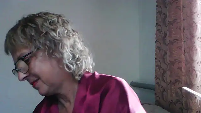 ElizabethGorden online show from 07/14/26, 05:56