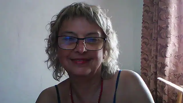 ElizabethGorden online show from 07/17/26, 06:31