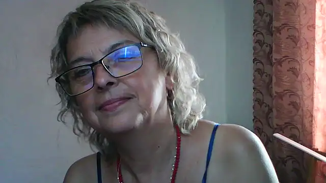 ElizabethGorden online show from 07/19/26, 06:50